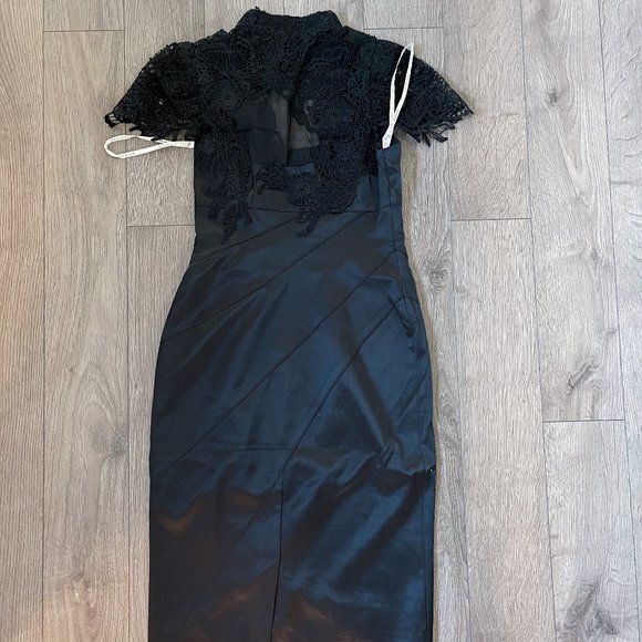 💸SOLD💸 Karen Millen floral applique pencil dress US4 - Picture 4 of 7